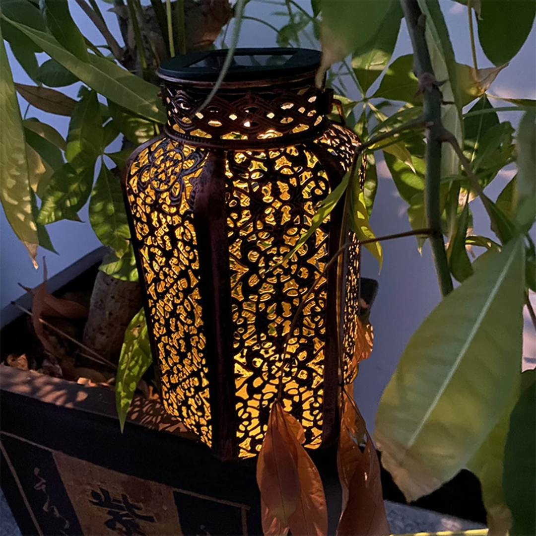 Vintage Light Retro Lamp – LumaForge Solar Garden Lantern