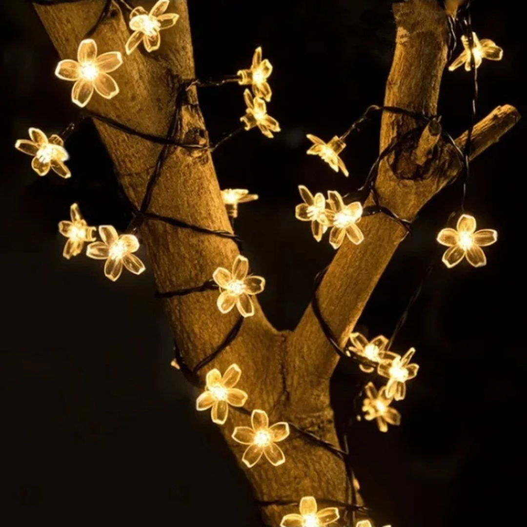 Light String with Solar Sakura Flowers – BloomGlow Garden Lights