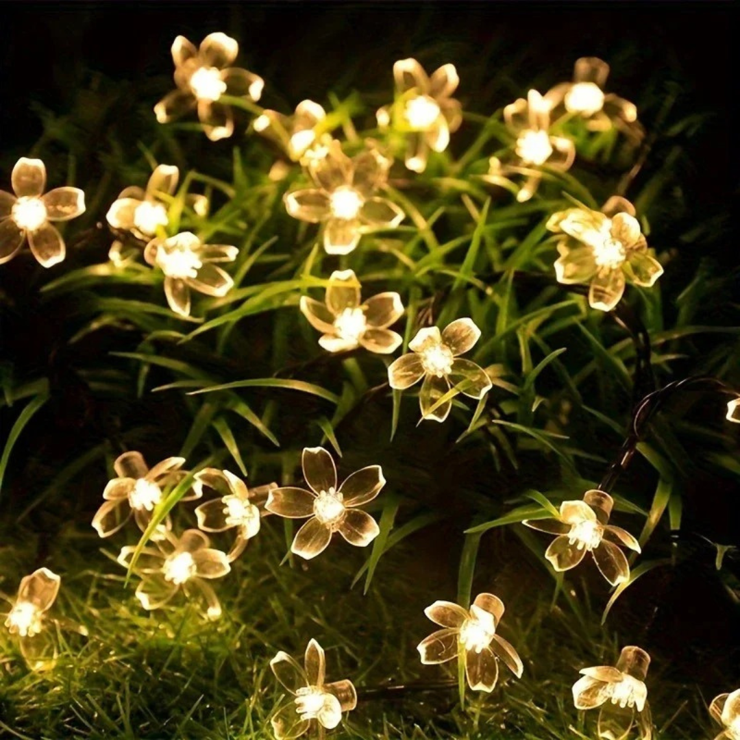 Light String with Solar Sakura Flowers – BloomGlow Garden Lights