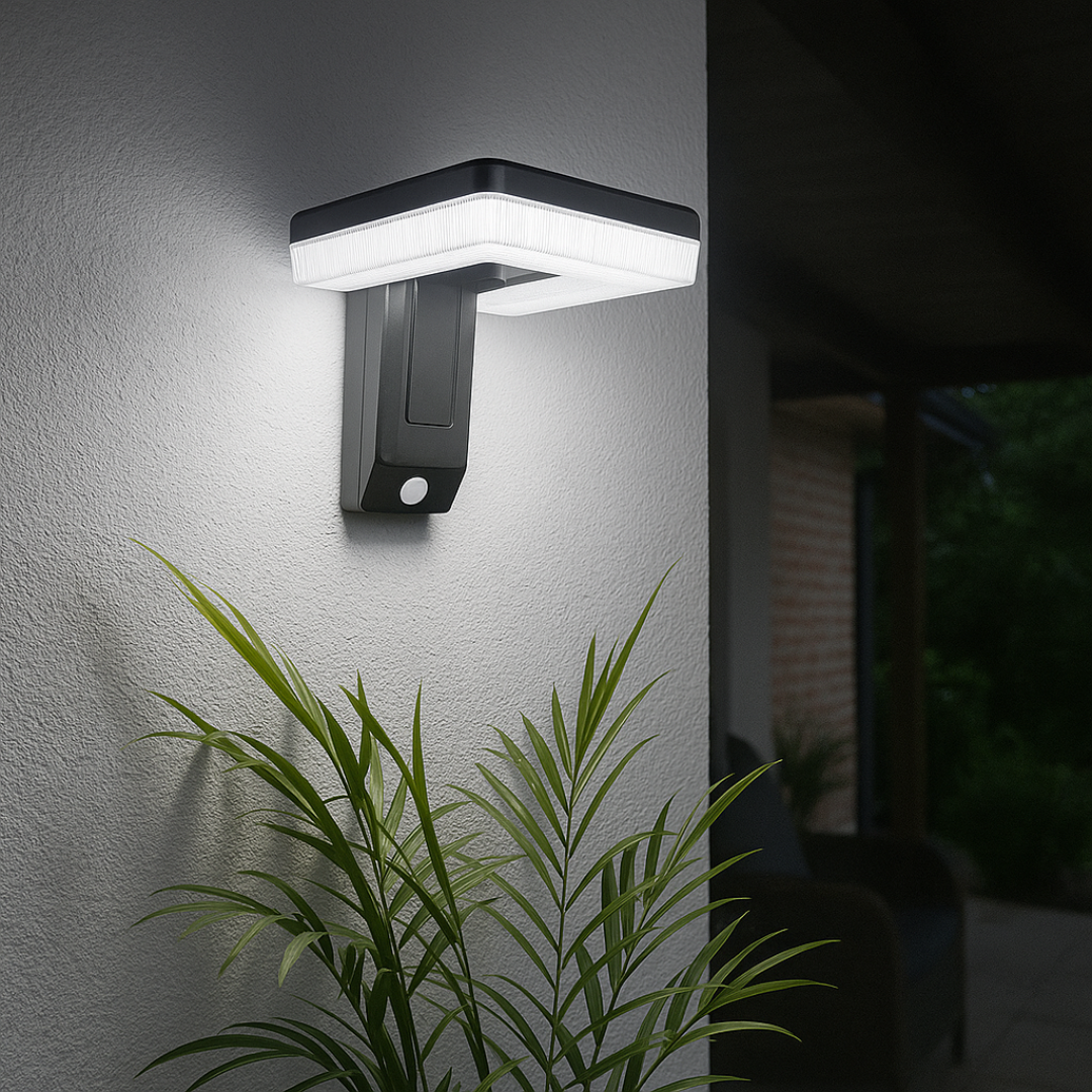 Solar Garden Light – MotionBeam Foldable Wall Lamp